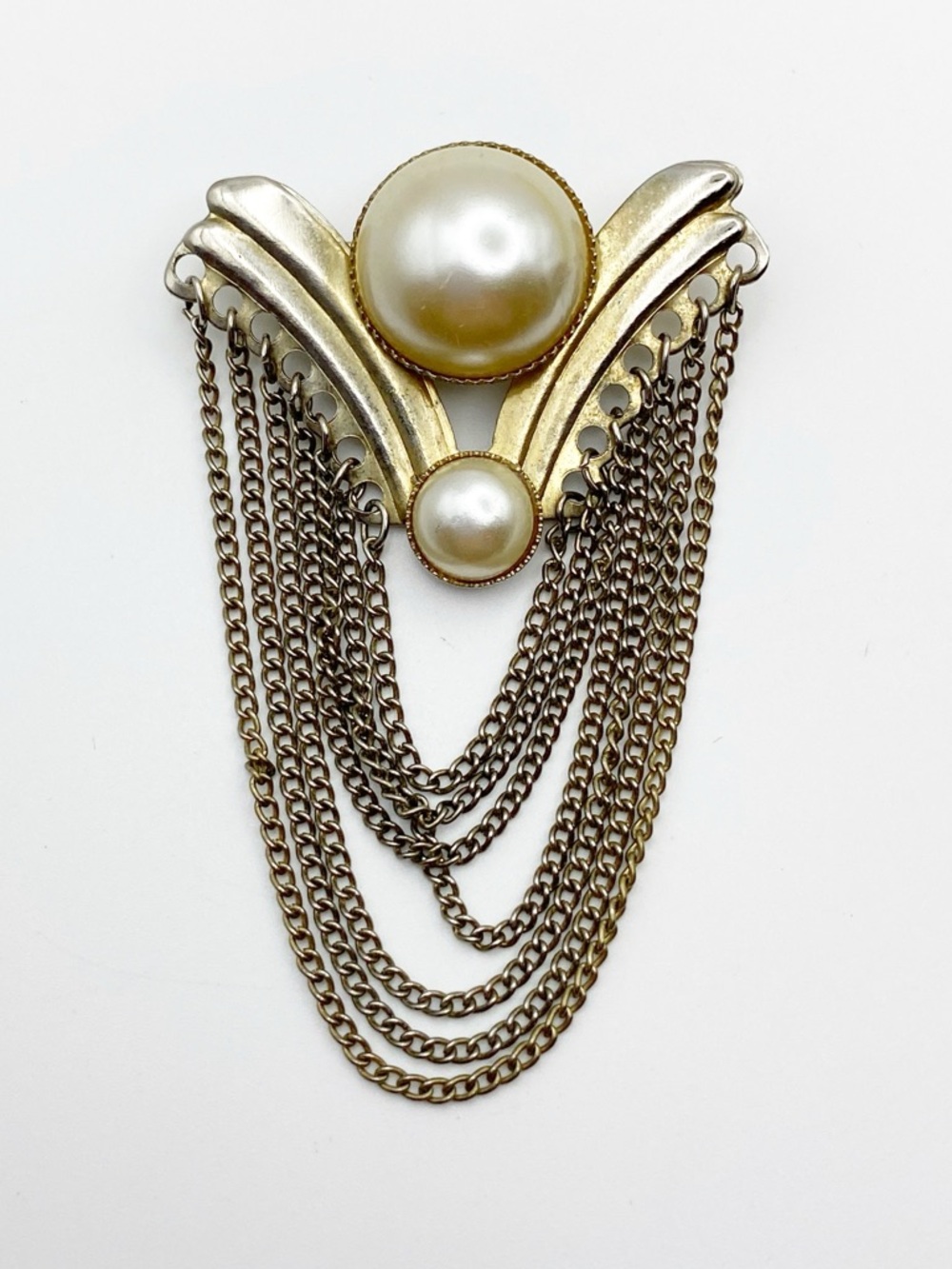 Vintage Art Deco Chain Brooch Pin